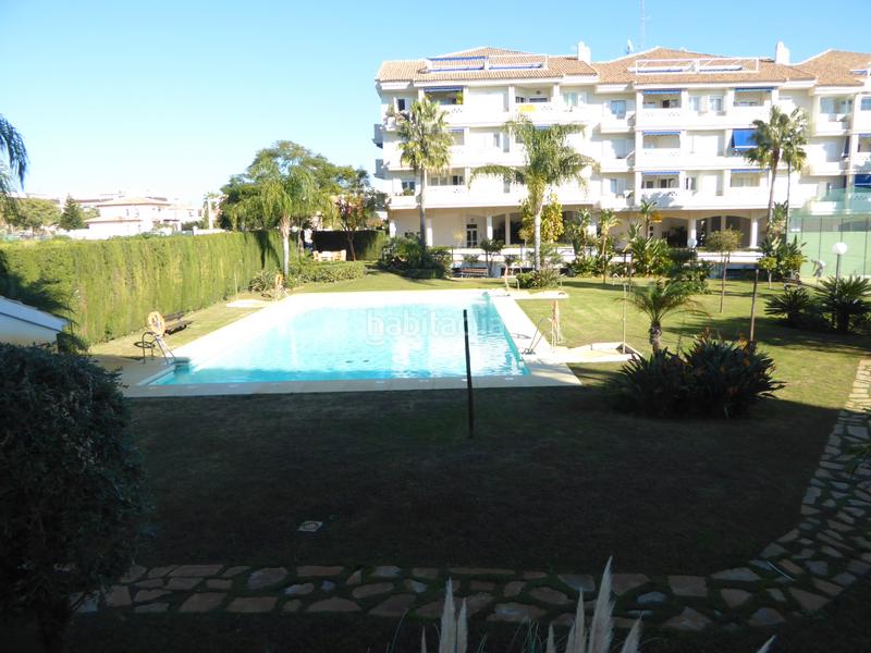Foto b5d3f2be-bfb1-40ca-ae66-59b426068b53. Rent apartment in calle carnicero 17 in Playamar - Benyamina Torremolinos