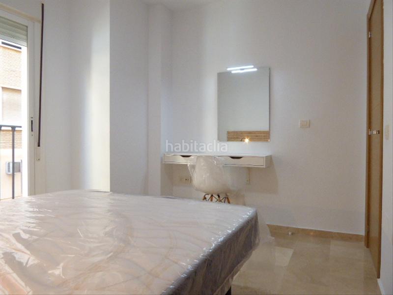 Foto 1a413af6-e63e-46f6-b8fb-d591e03cc35b. Miete appartement in calle isabel la católica 14 in Málaga