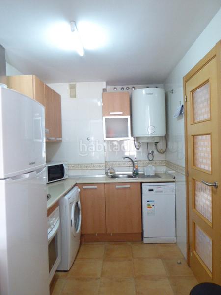 Foto ca0646fb-b93d-47ed-beba-5b88a70b2751. Rent apartment in calle martínez maldonado 18 in Los Castillejos - La Trinidad Málaga