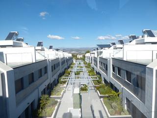 Reihenhaus in Calle nigeria 1