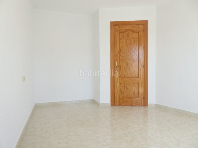 Foto 0c1a79ae-3730-4751-b6cf-0c673c4c83f3. Casa adossada a calle asteroide 7 a Fuente Alegre - El Chaparral - Los Morales Málaga