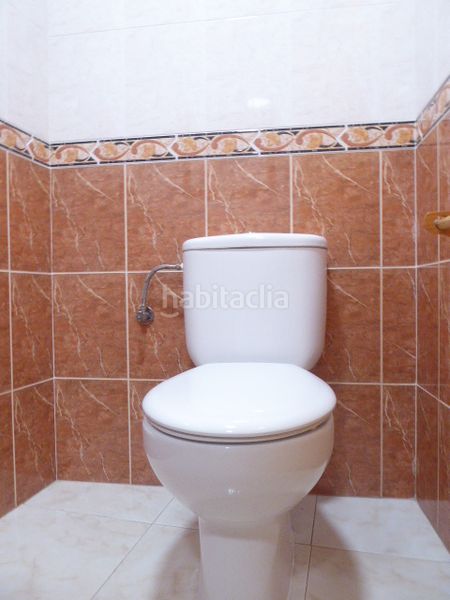 Foto 28201a70-56f5-44fd-9342-2b6383eca4b1. Casa adossada a calle asteroide 7 a Fuente Alegre - El Chaparral - Los Morales Málaga