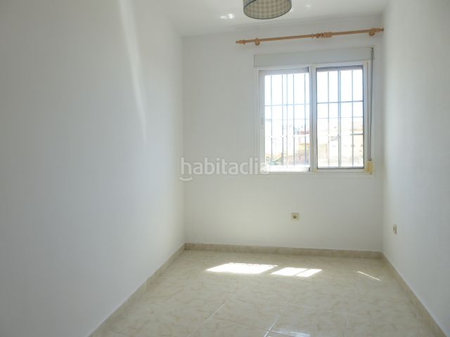 Foto 2b0b6e4d-2222-49af-9206-465ac449911e. Casa adossada a calle asteroide 7 a Fuente Alegre - El Chaparral - Los Morales Málaga