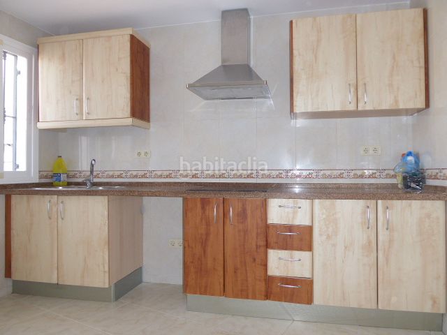 Foto 2c44e794-7522-4981-9967-1451418a1c36. Casa adossada a calle asteroide 7 a Fuente Alegre - El Chaparral - Los Morales Málaga