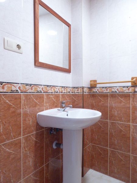 Foto 85843c2c-392e-4f89-9983-4ac9266bacb0. Casa adossada a calle asteroide 7 a Fuente Alegre - El Chaparral - Los Morales Málaga
