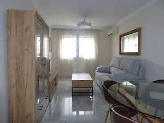 Rent Apartment in Avenida de carlos haya 55