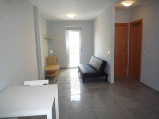 Alquiler Apartamento en Calle martínez de la rosa 107