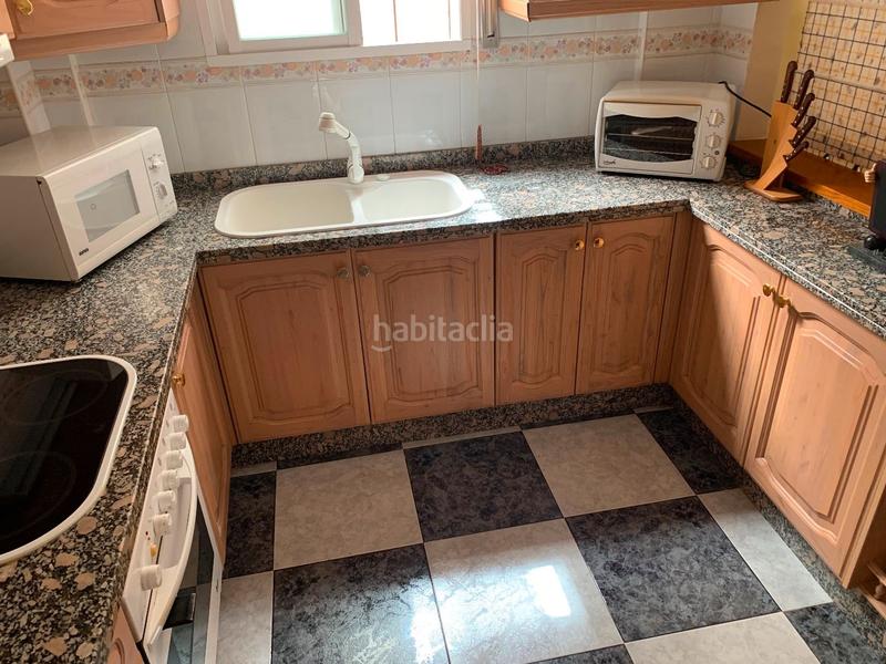 Foto 5b7288d9-ae0a-4245-8cbc-f9c46af8c448. Casa en Ctra. Circunvalación - La Magdalena Jaén