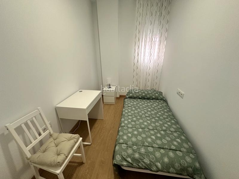 Foto 44d665a2-9187-4d33-bb02-12ee6457086f. Alquiler piso en calle cuesta de belén 2 en Belén - San Roque Jaén