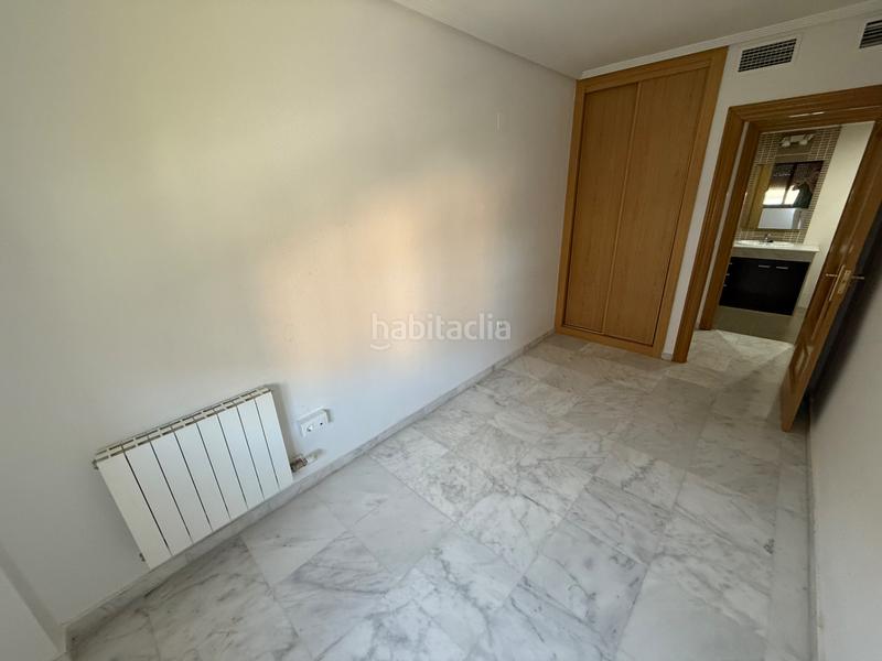 Foto 89445e59-21c9-4511-892d-a0c5f09eef96. Rent flat in calle de la unicef 2 in Santa Isabel Jaén