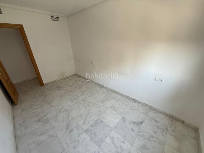 Foto f3136475-481e-4977-9fb5-cddd73f62b39. Lloguer pis a calle de la unicef 2 a Santa Isabel Jaén