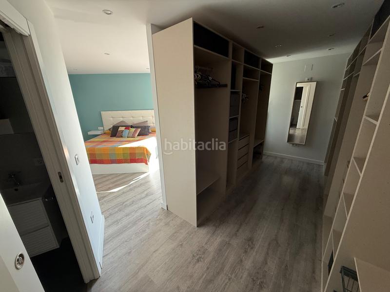 Foto 364de556-afe8-4bf0-8b48-dd8ba56bb939. Rent flat in calle tenor alfredo kraus 1 in Hospital Jaén