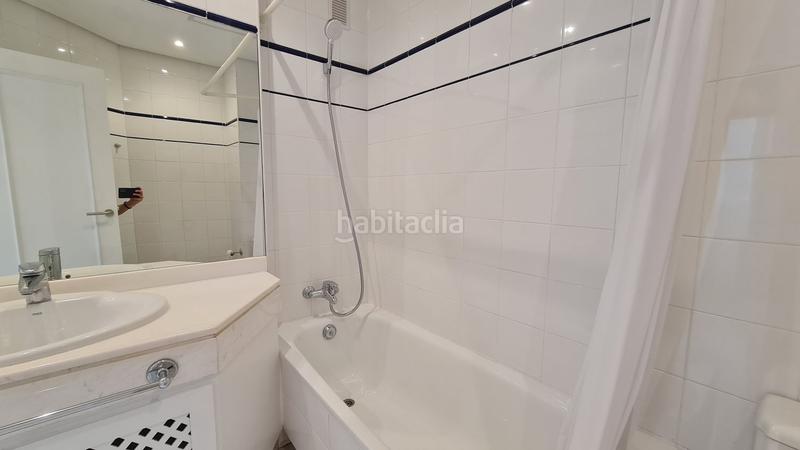 Foto 4ffdddec-e8aa-4e4b-8d6f-1e8a79587b6d. Alquiler piso  en alquiler , 3 dormitorios. en Málaga