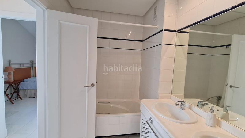 Foto 6ec4e7f2-52da-4183-a273-f65e840cf749. Alquiler piso  en alquiler , 3 dormitorios. en Málaga