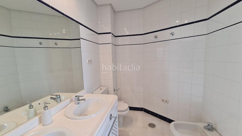 Foto c736f737-0c0a-4eb7-b912-0c1fe388d42b. Alquiler piso  en alquiler , 3 dormitorios. en Málaga