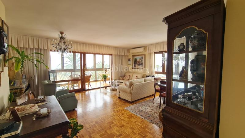 Foto 3d701b60-f42c-443d-9372-03a6ea8dcaac. Piso  en venta en la malagueta, 5 dormitorios. en Málaga