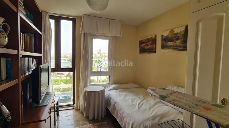 Foto 5e64a848-6898-4ede-89f4-30069eaa0e0b. Piso  en venta en la malagueta, 5 dormitorios. en Málaga