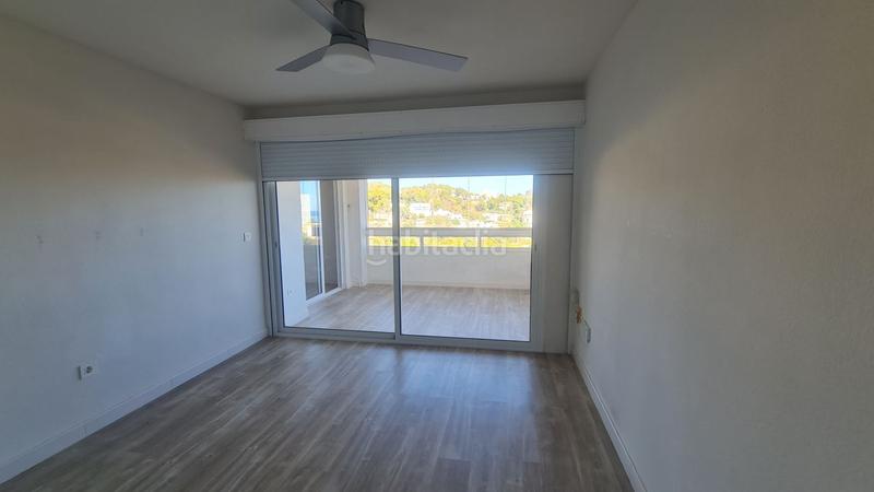 Foto 05b12fa9-98a5-4826-a3ac-bb7a2b4cee84. Affitto appartamento con parcheggio piscina in Limonar Málaga