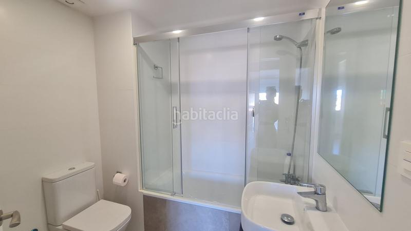 Foto adbaed5a-7e12-4fb8-b77c-a20f70135f82. Miete etagenwohnung mit parking pool in Limonar Málaga