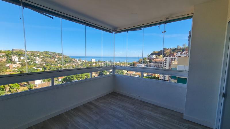 Foto d74e1241-2d27-447e-a306-68ac78deac10. Rent flat with parking pool in Limonar Málaga