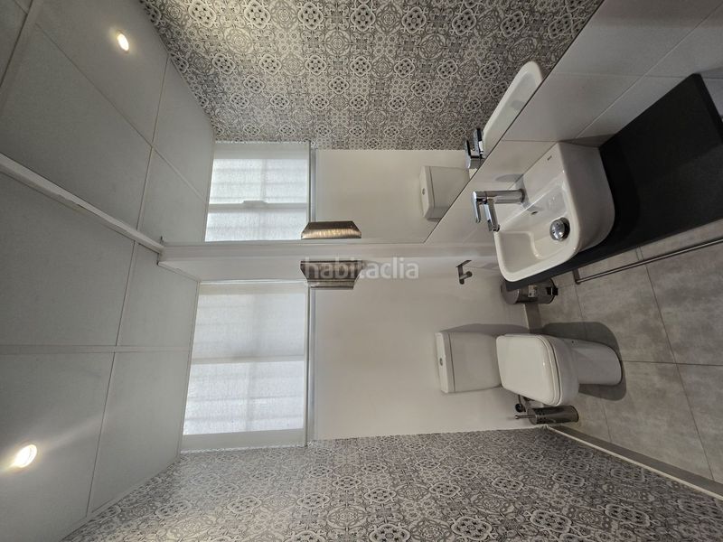 Foto 17db2e03-31f8-481b-bbb8-b80e4e64f205. Ufficio in de las flores in Centro Histórico Málaga