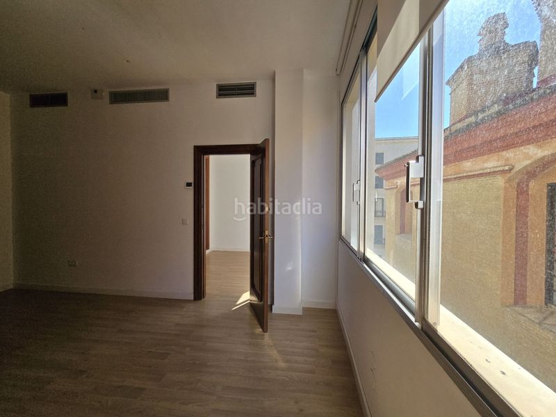 Foto 66ae4721-500a-4a29-85a3-de81dcc4e3da. Ufficio in de las flores in Centro Histórico Málaga