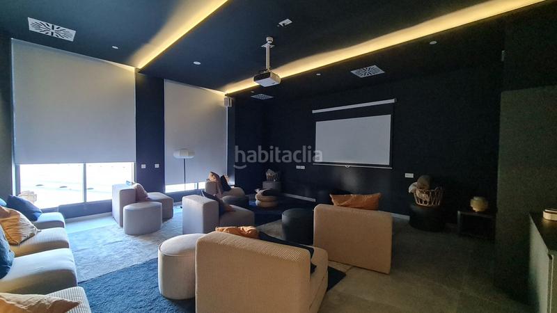 Foto 8bf36430-b09f-4760-9294-e406beadbd49. Lloguer pis amb calefacció aparcament piscina a Martiricos - La Roca - La Rosaleda Málaga