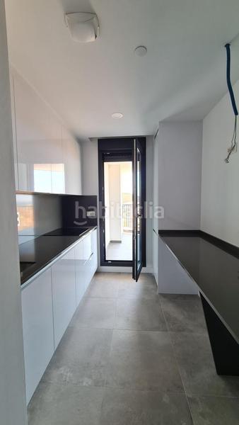 Foto e321d949-073c-4d30-826b-25b4d2fafc60. Lloguer pis amb calefacció aparcament piscina a Martiricos - La Roca - La Rosaleda Málaga