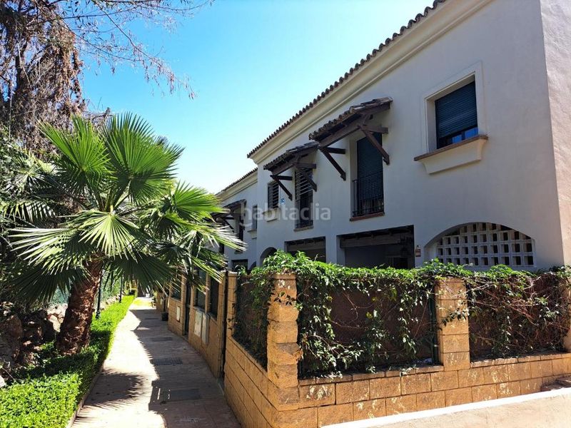 Foto 7448814b-e2cd-4513-9bfa-b85517df816a. Casa adossada a avenida grecia 1 a Nagüeles Alto Marbella