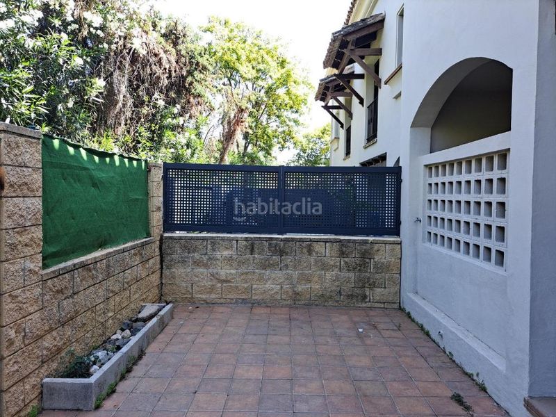 Foto d95c5ab0-b4d8-4f98-ae0a-cf701de403f1. Casa adossada a avenida grecia 1 a Nagüeles Alto Marbella