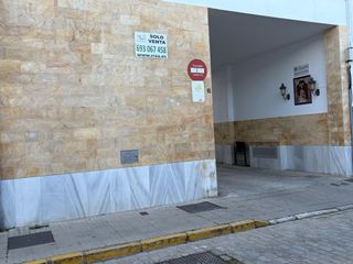Maison à Bollullos Par del Condado. Impresionante casa adosada con garaje privado para más de dos co
