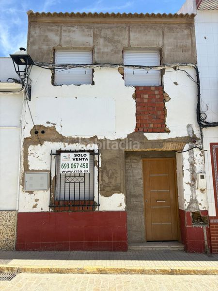 Foto b7a591ae-c875-43dc-9c58-cdcc2220429a. Casa  por finalizar la obra de reforma, en bollullos del condado, huelva, andalucia en Bollullos Par del Condado