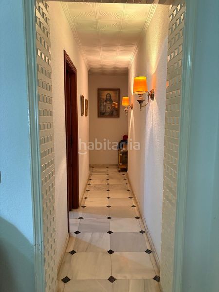Foto be814453-4871-4ab7-843e-8c93f42b33af. Edifici a Bollullos Par del Condado