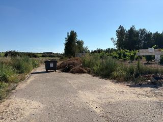 Terreny residencial a Bollullos Par del Condado. Suelo en los almendrales