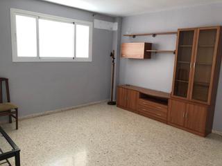 Maison jumelée à Bollullos Par del Condado. Adosado en venta en próximo al centro, 3 dormitorios.