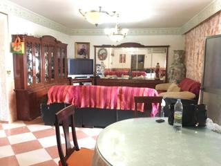 Casa a Bollullos Par del Condado. Casa en venta en la piña, 4 dormitorios.