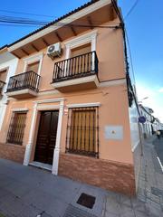 Casa a Bollullos Par del Condado. Casa en venta en periferia, 5 dormitorios.