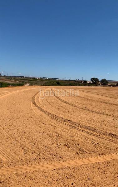 Foto e01c6d8d-b729-4991-95fb-c6096cf0cdfa. Terreno residencial parc. rúst. en venta . en Bollullos Par del Condado