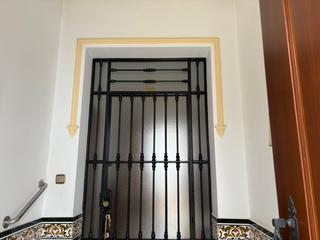 Casa a Bollullos Par del Condado. Casa en venta en centro, 2 dormitorios.