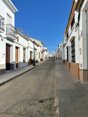 Casa a Bollullos Par del Condado. Casa a dos calles en bollullos