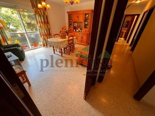 Appartement  Avenida de la libertad 84. Piso amplio con garaje y trastero