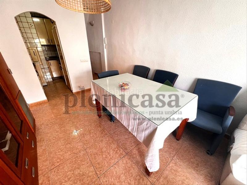 Foto 6467c390-3b62-4433-9a7d-878321c0b76f. Dúplex piso con terraza cerca de la playa en Punta Umbría
