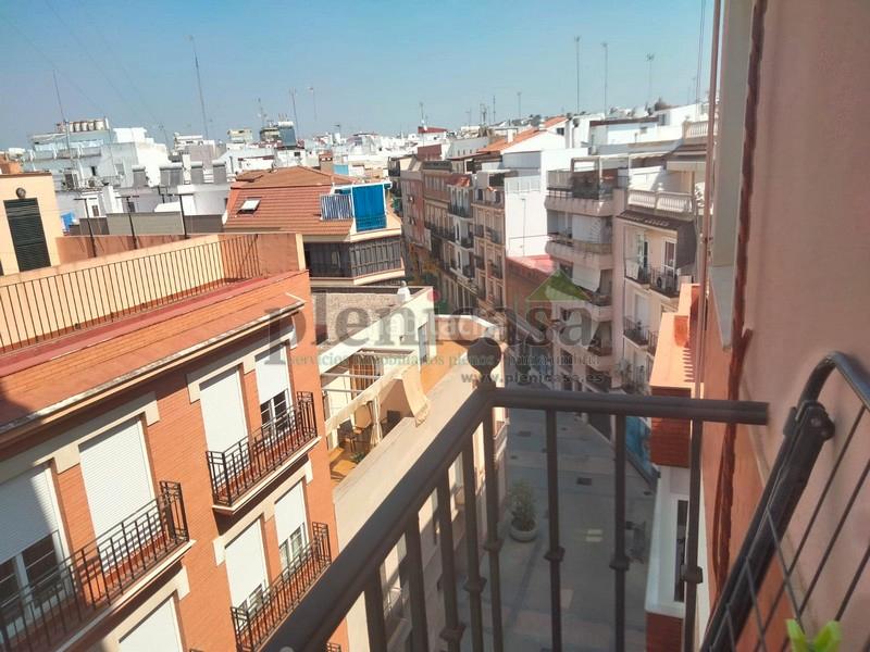 Foto 74c4dd88-6a12-48e7-9332-9ba4f9ff059f. Piso  en Centro en Centro Huelva