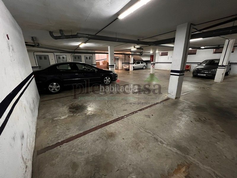Foto c26f09a1-71a0-4f30-a497-6d07eab07ae9. Posto auto in calle carpa 48 in Punta Umbría