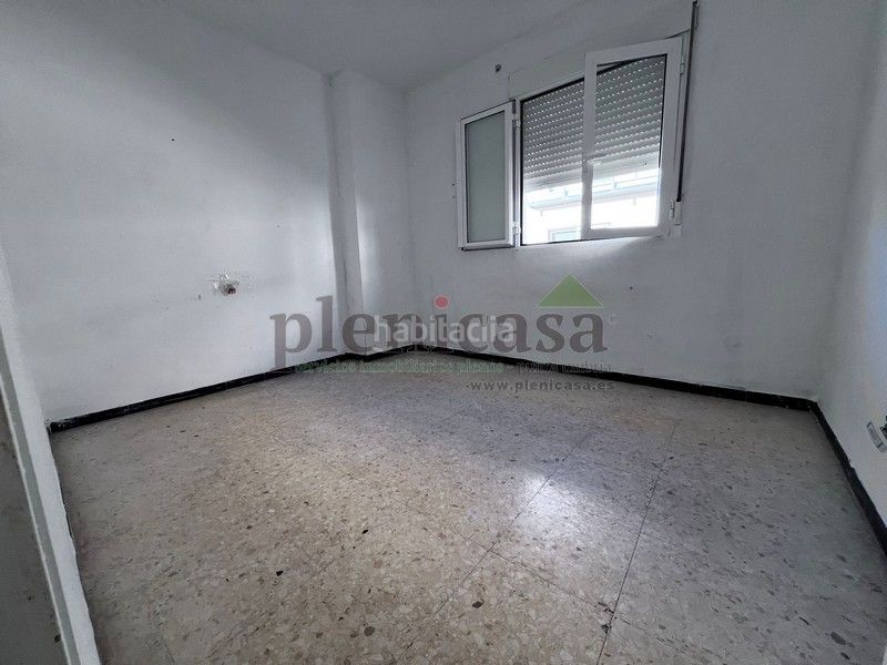 Foto fde87c13-3cd8-46c8-b4e4-f84b80ac50f9. Pis a calle cisne 3 a Punta Umbría