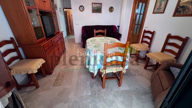 Foto b90eaaf5-e3f7-4093-a55b-8f67e1b29dd6. Pis amb xemeneia aparcament a Punta Umbría