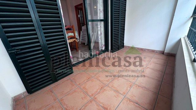 Foto e5e96811-aefd-489c-af47-e7ce3ac3e94f. Pis amb xemeneia aparcament a Punta Umbría