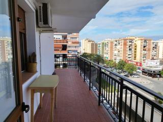 Pis  Calle de beethoven. Piso de 5 dormitorios para entrar a vivir en la paz, malaga