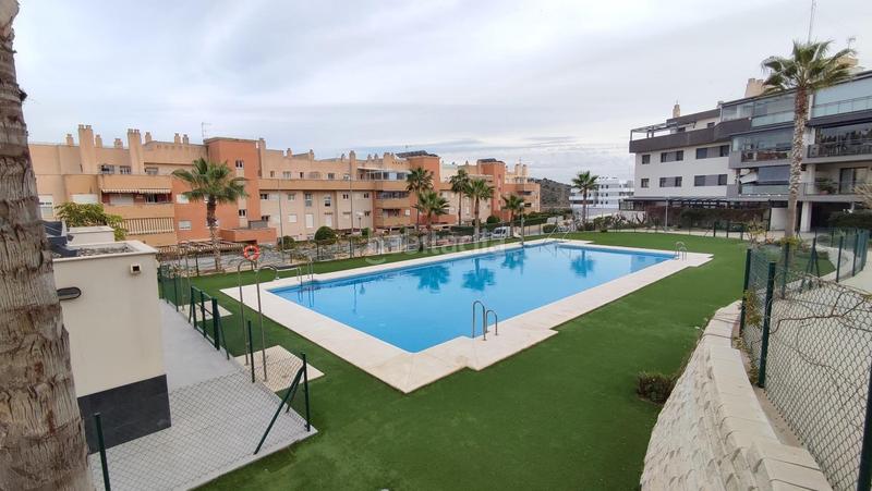 Foto 83036540-63e4-4ac0-9055-cb96f9d9c4a0. Pis amb calefacció aparcament piscina a Santa Isabel Málaga
