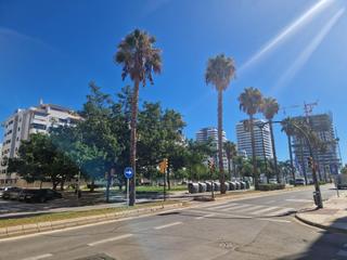 Parking coche en Termica 30. Venta de plaza de aparcamiento amplia al lado del paseo marítimo